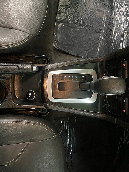 Used 2014 Ford Fiesta Titanium image 21