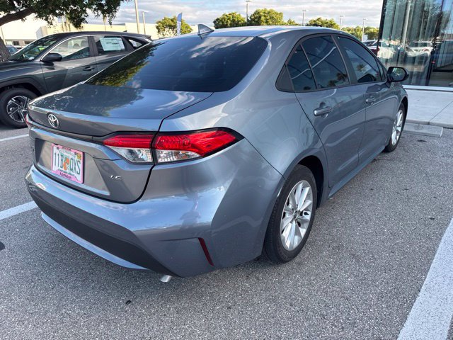 Used 2022 Toyota Corolla LE w/ LE Convenience Package FWD image 6
