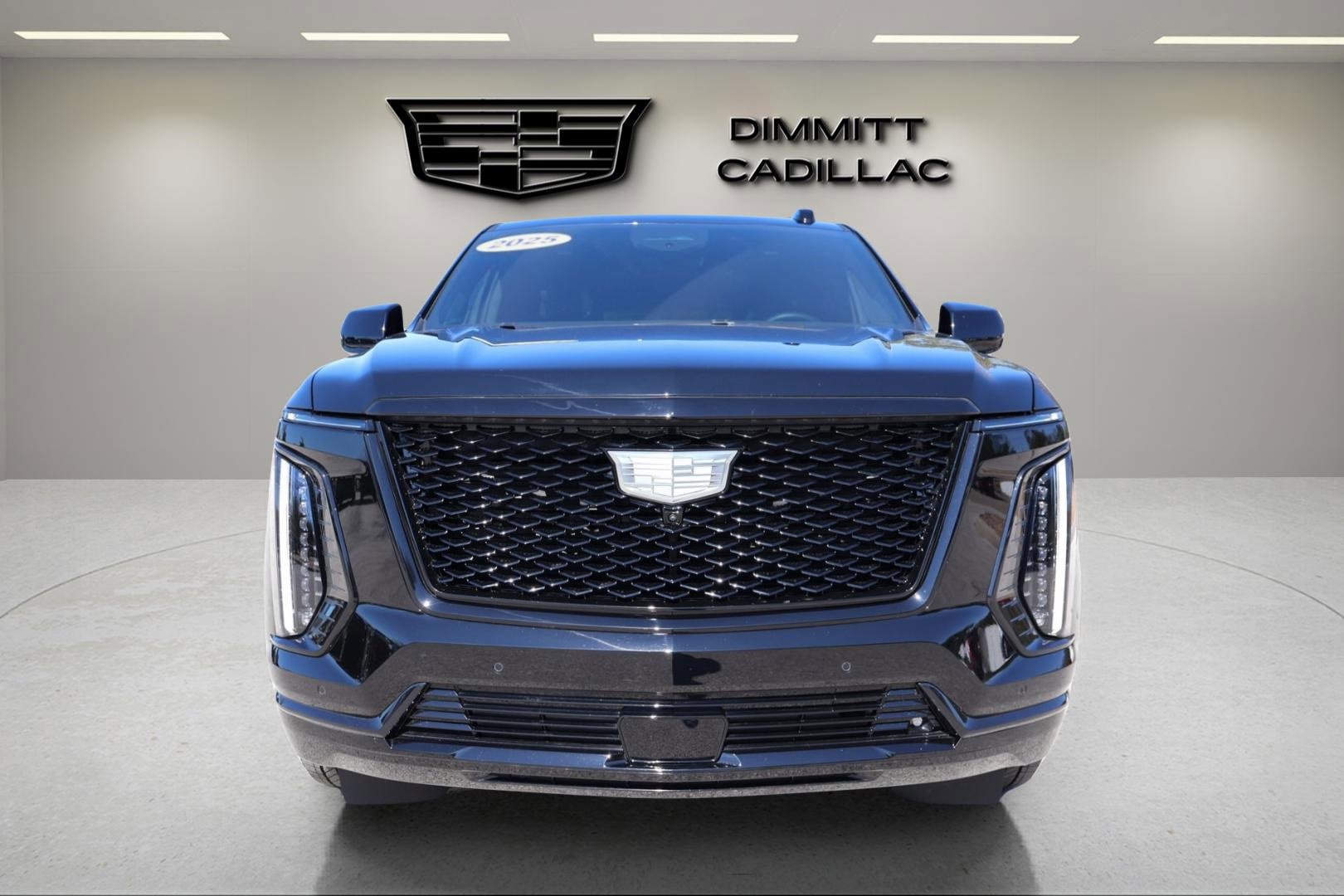 Used 2025 Cadillac Escalade Sport Platinum w/ LPO, ONYX Package image 8