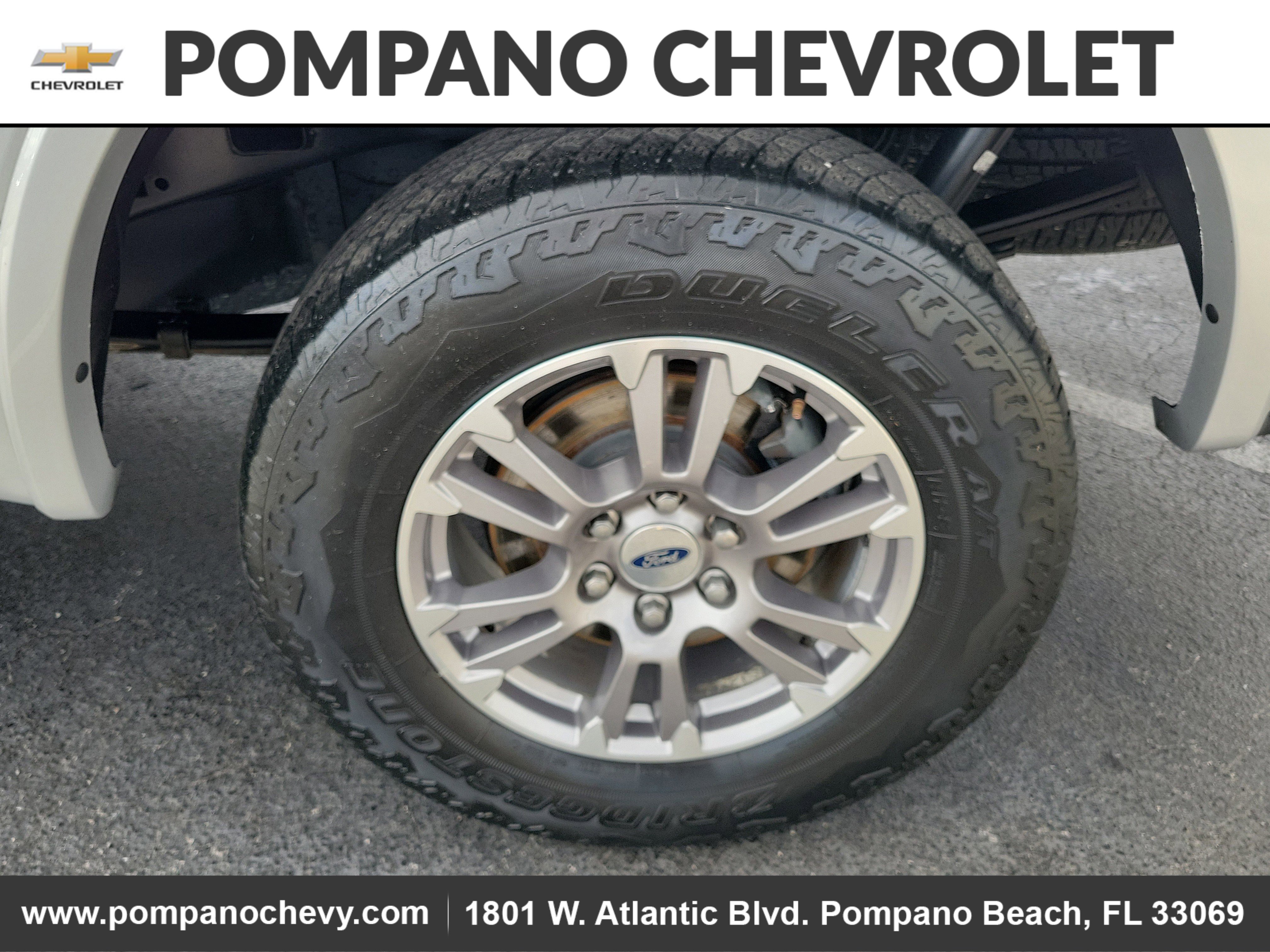 Used 2018 Ford F150 Lariat w/ Equipment Group 501A Mid image 9