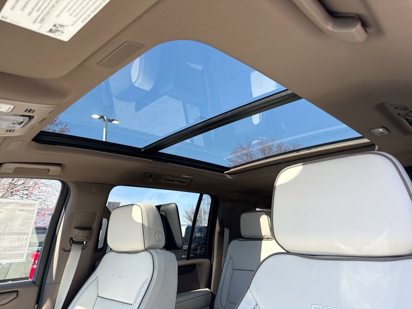 New 2026 GMC Yukon XL Denali image 20