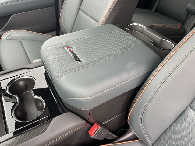 New 2026 GMC Yukon XL AT4 w/ AT4 Premium Plus Package AWD/4WD image 21