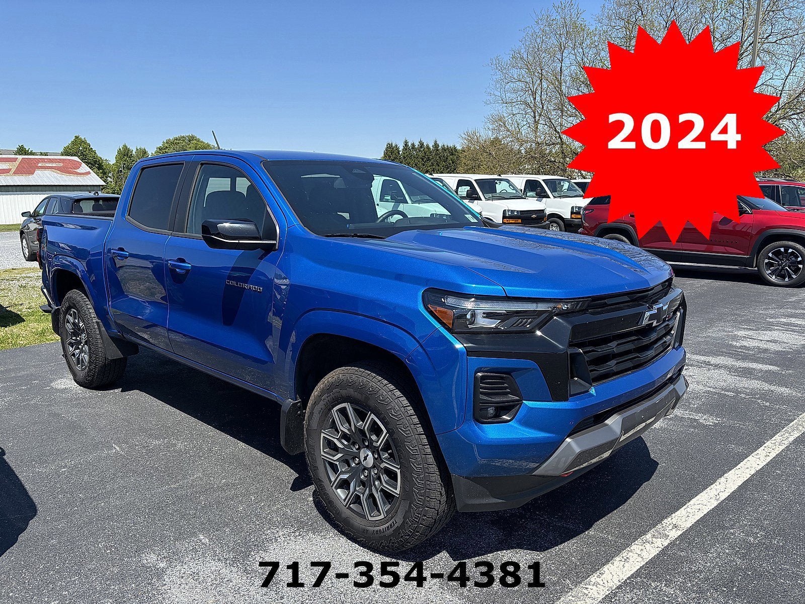 Used 2024 Chevrolet Colorado Z71 w/ Z71 Convenience Package 2