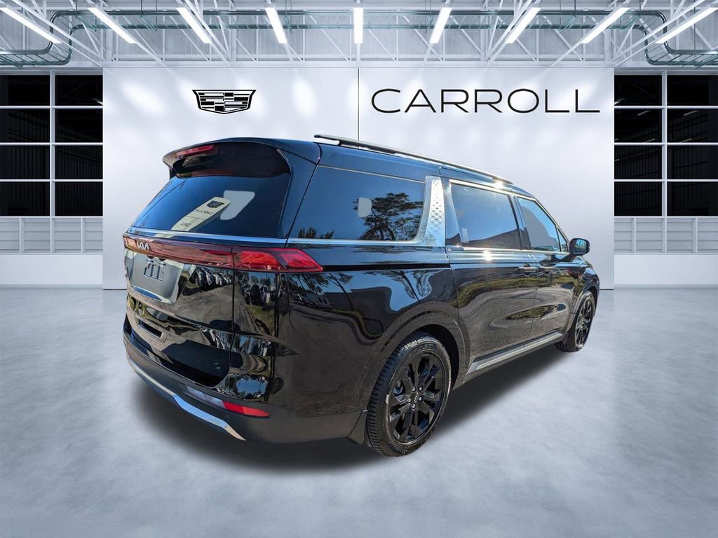 Used 2024 Kia Carnival SX Prestige image 4