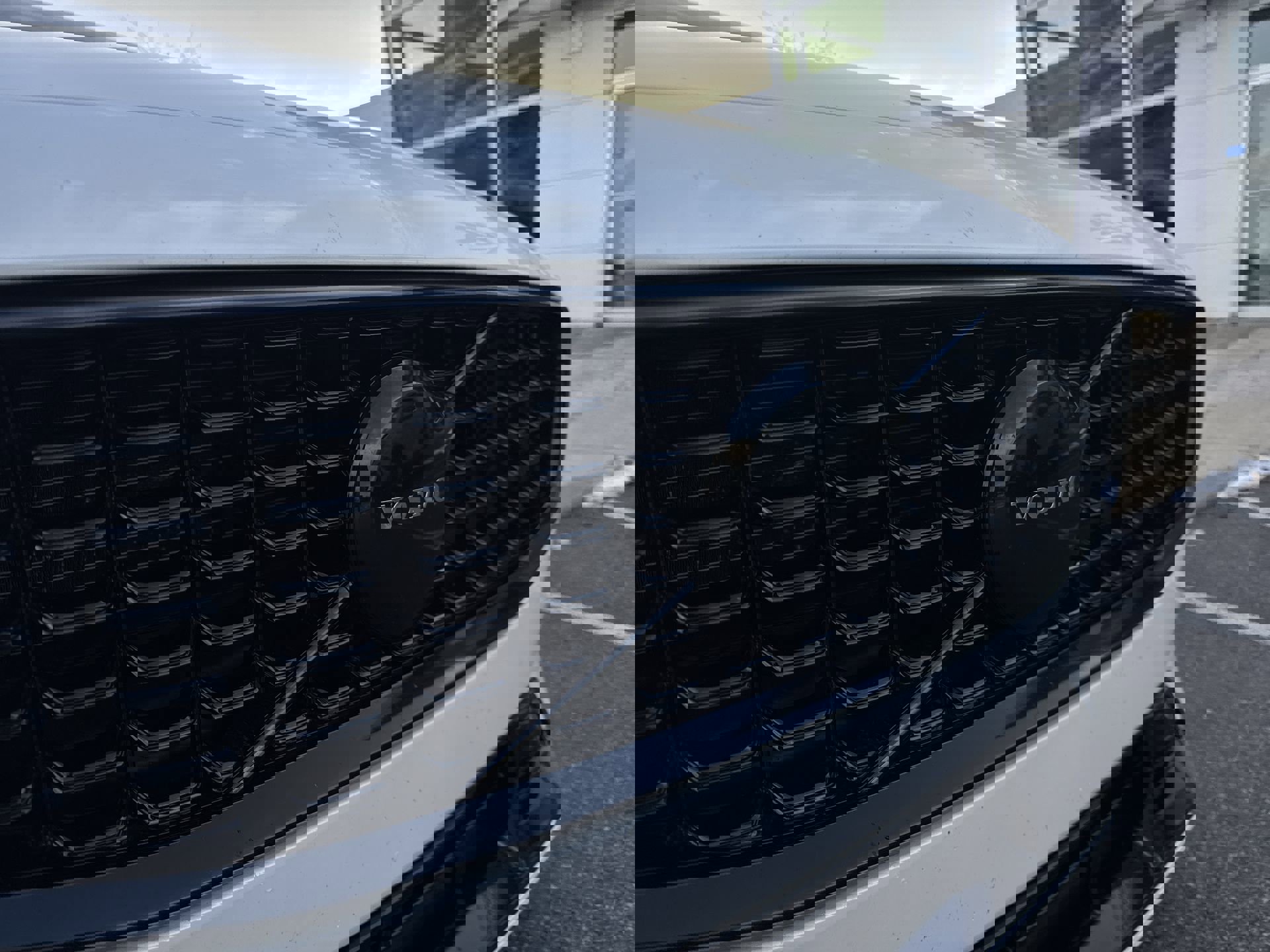 Used 2023 Volvo S60 B5 Plus w/ Climate Package image 32