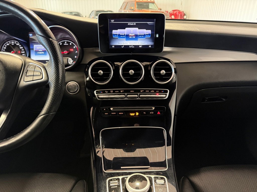 Used 2017 Mercedes-Benz GLC 300 4MATIC image 30
