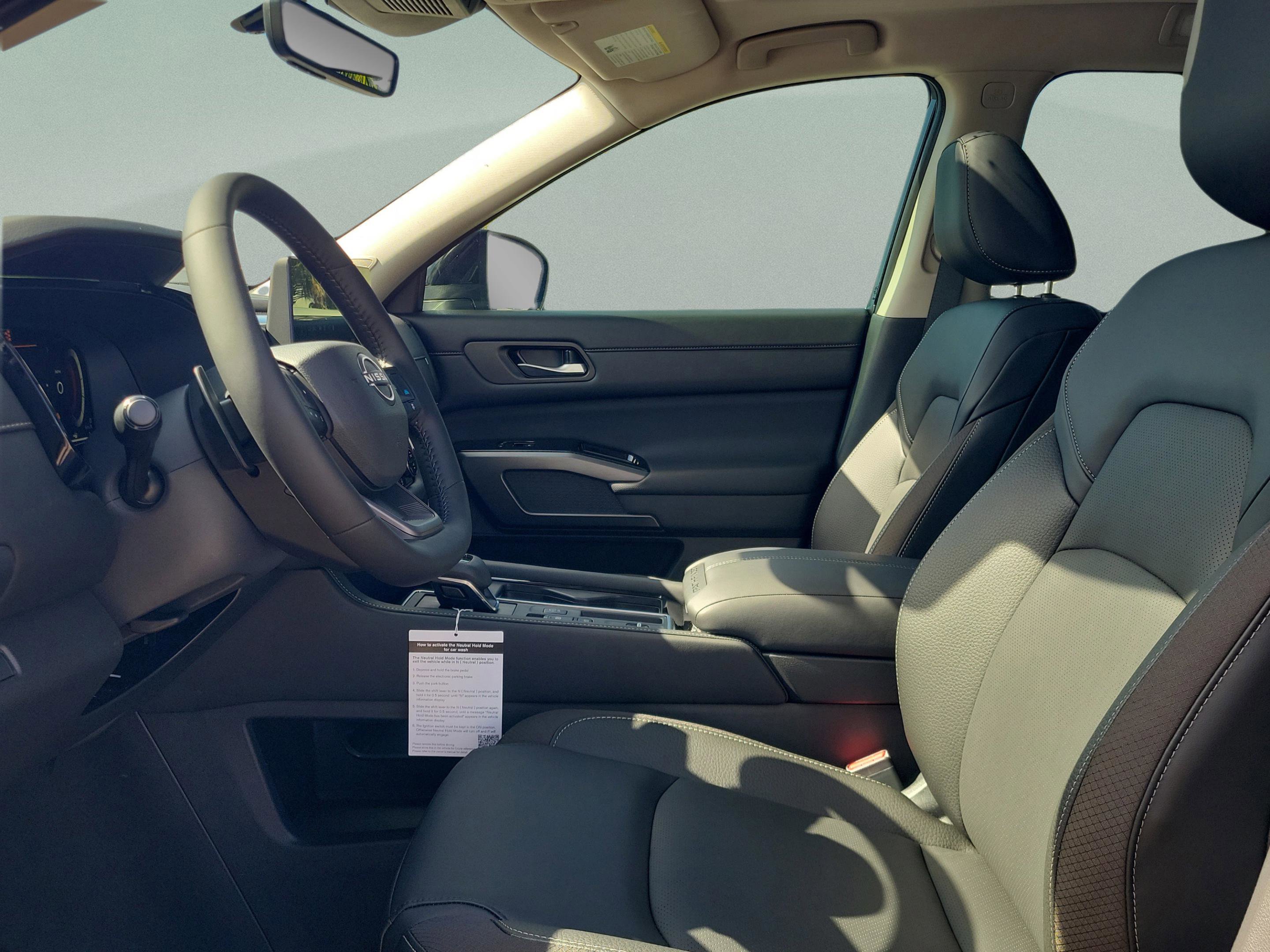 New 2026 Nissan Pathfinder SL image 19