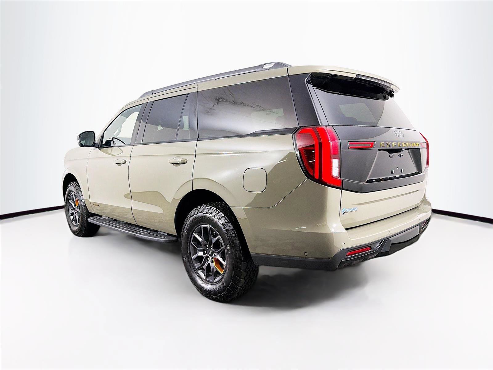 Used 2025 Ford Expedition Tremor image 5