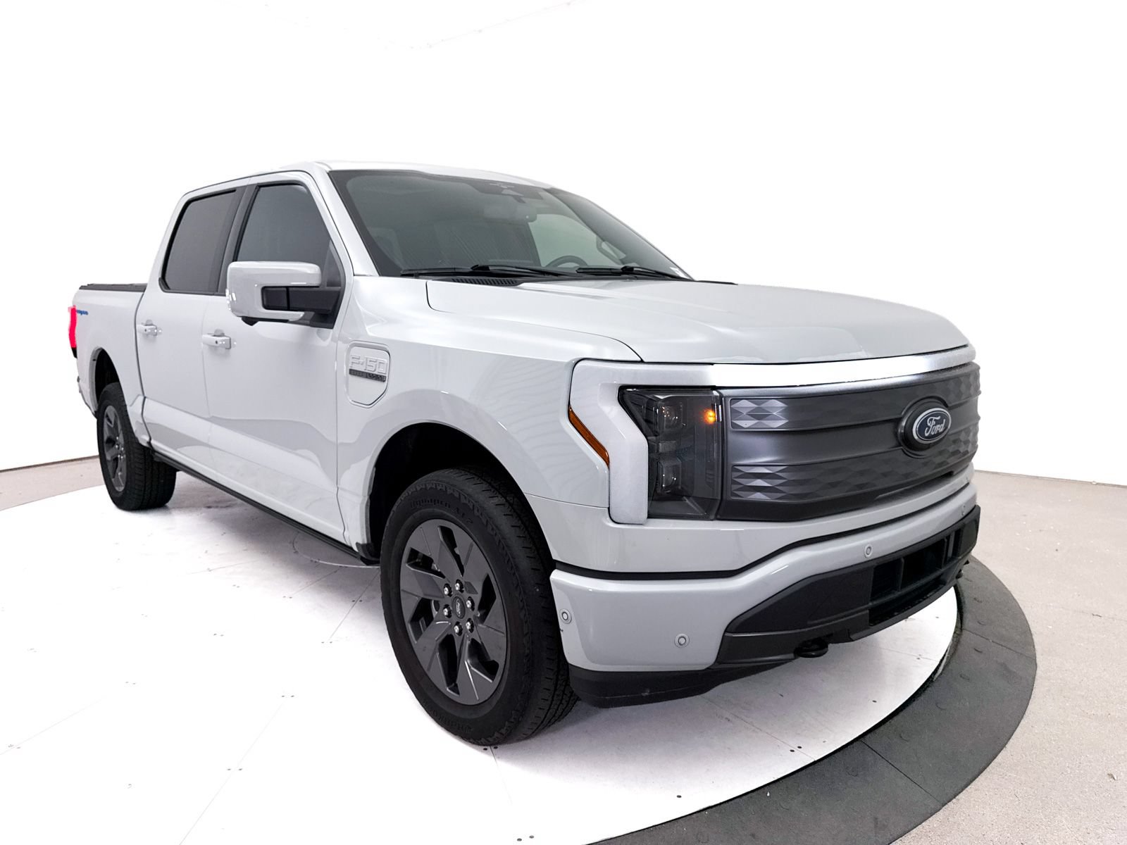 Used 2023 Ford F150 Lightning Lariat w/ Equipment Group 511A High AWD/4WD image 13