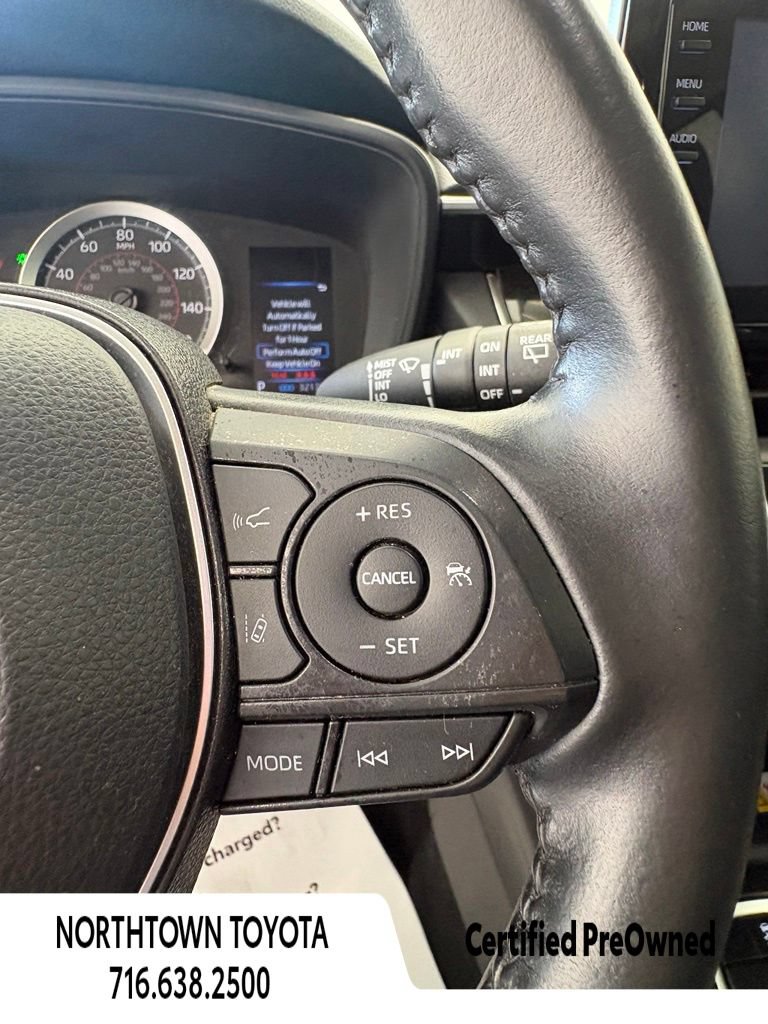 Used 2022 Toyota Corolla Cross LE w/ Moonroof Package AWD/4WD image 20