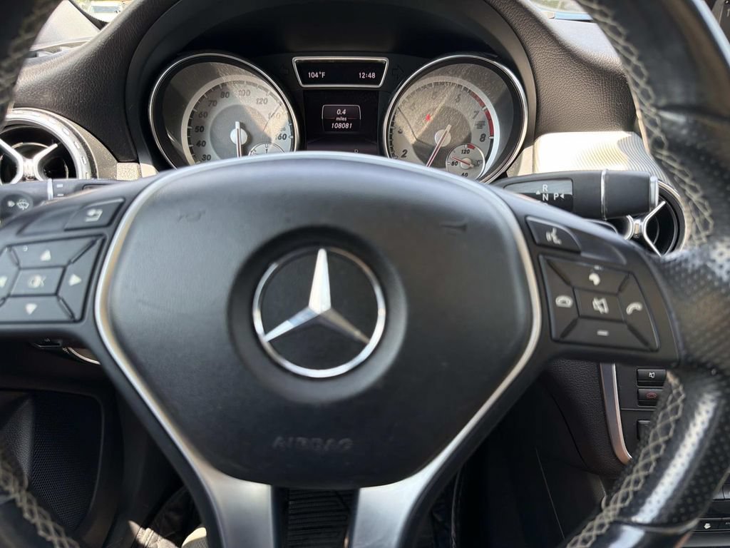 Used 2015 Mercedes-Benz GLA 250 4MATIC image 24