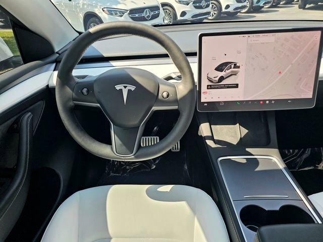 Used 2023 Tesla Model Y Performance AWD/4WD image 28
