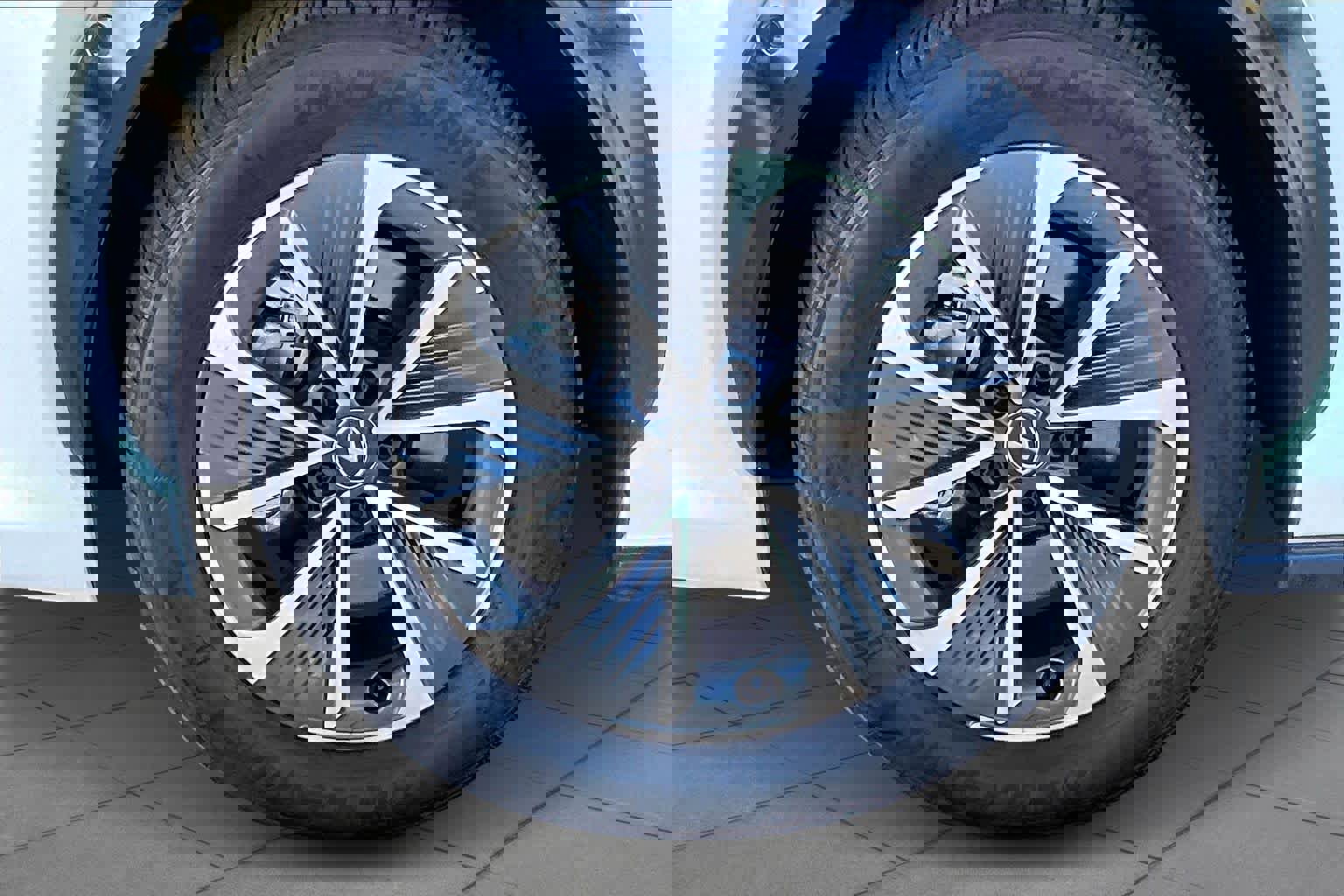 Used 2023 Lexus RZ 450e Premium image 10