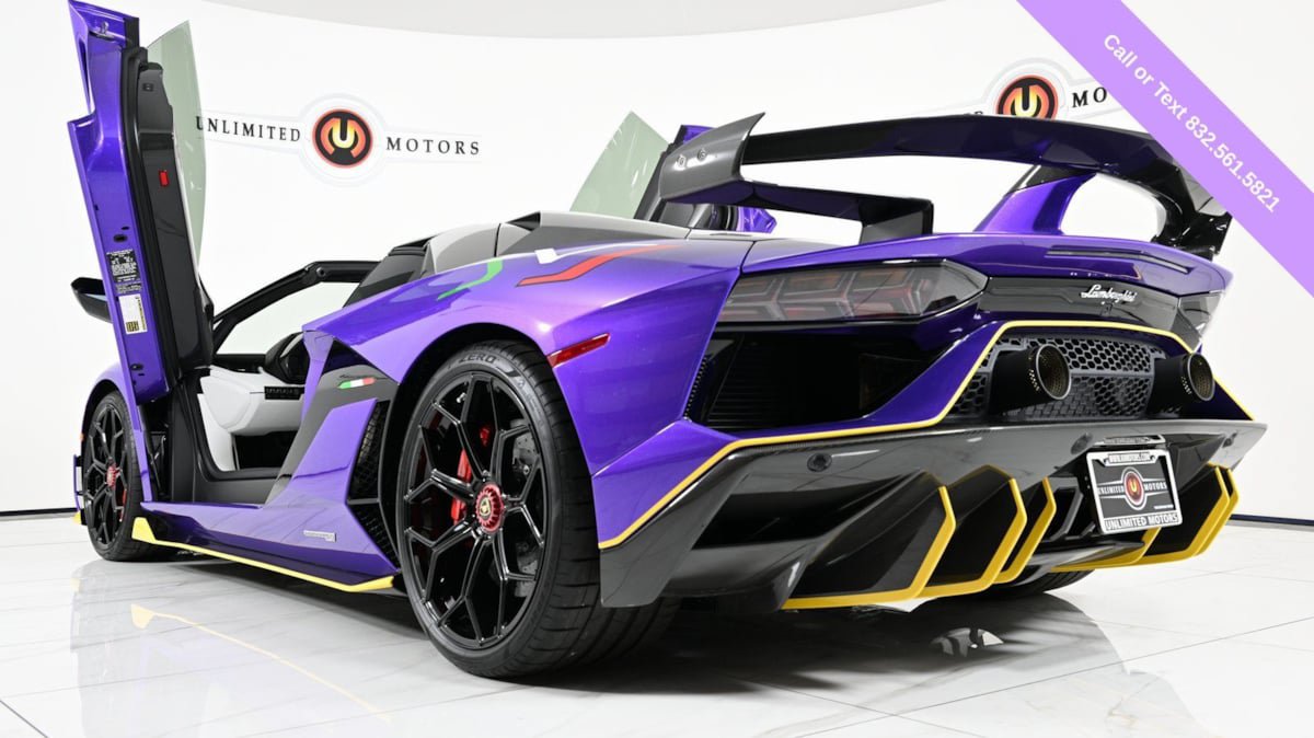 Used 2021 Lamborghini Aventador SVJ AWD/4WD image 20