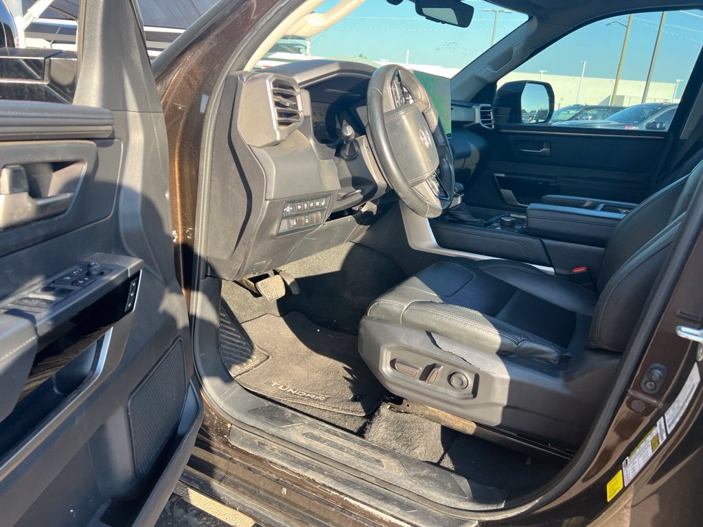 Used 2024 Toyota Tundra Limited w/ Power Package AWD/4WD image 12