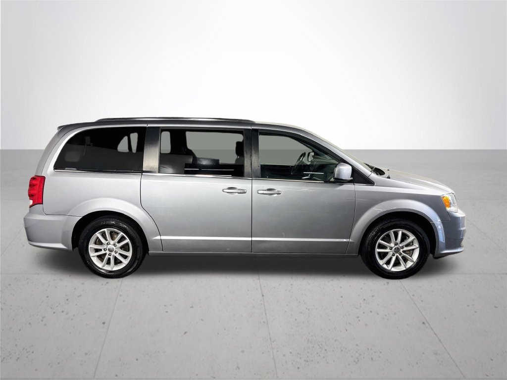 Used 2019 Dodge Grand Caravan SXT FWD image 5