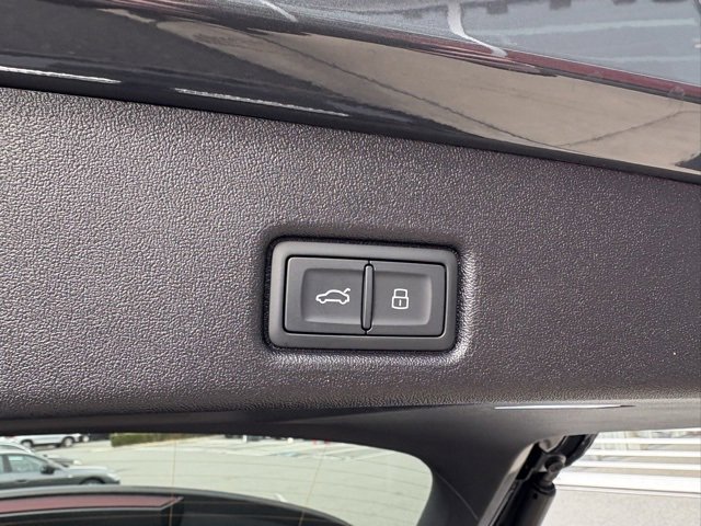 New 2025 Audi Q5 Premium Plus image 35
