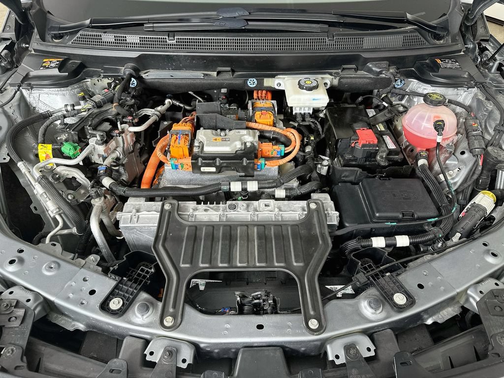 Certified 2025 Cadillac Optiq Sport 2 AWD/4WD image 39