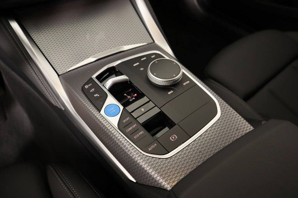 New 2025 BMW i4 xDrive40i w/ M Sport Package image 9