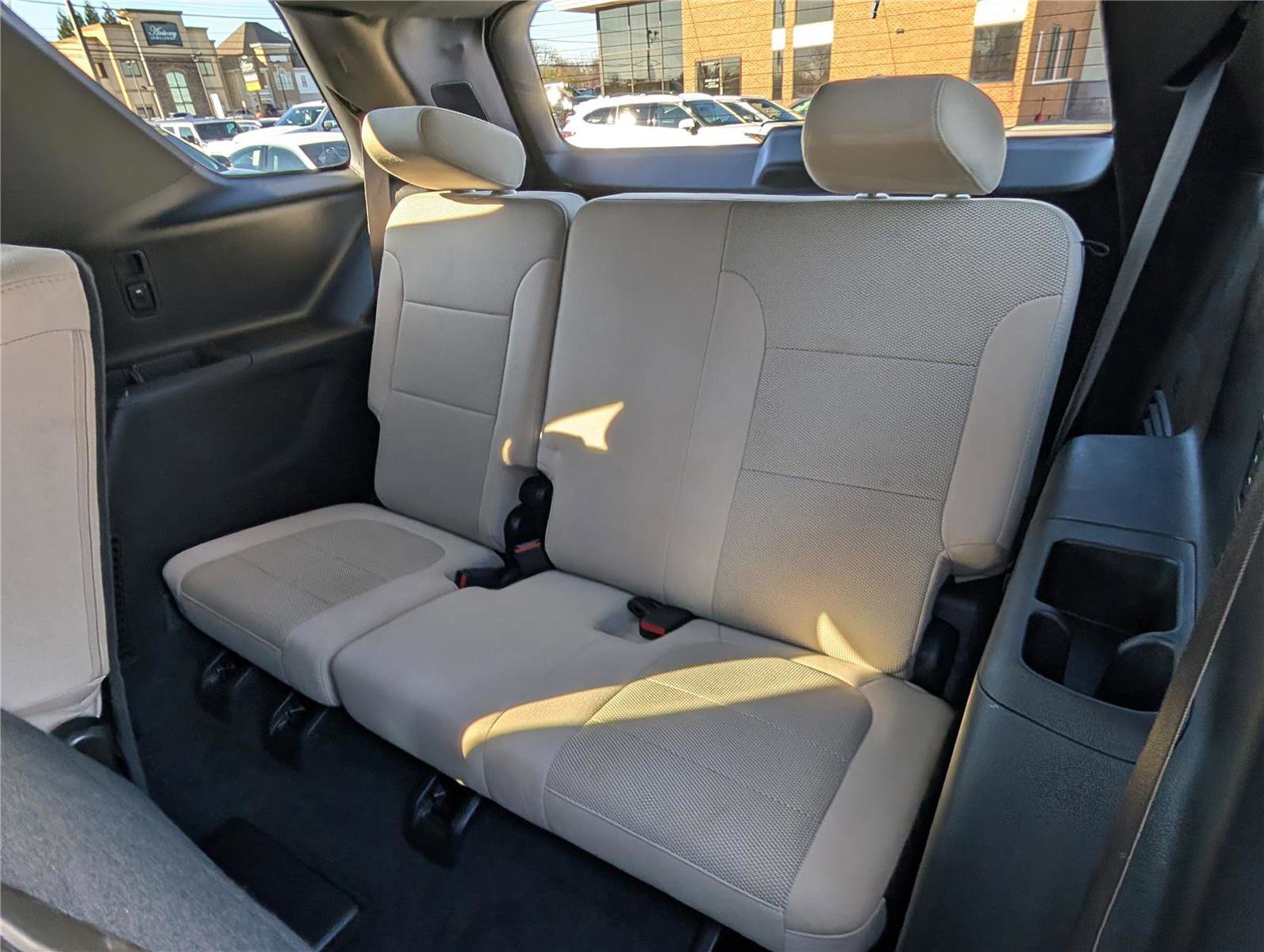 Used 2023 Chevrolet Traverse LS w/ Safety Package image 15