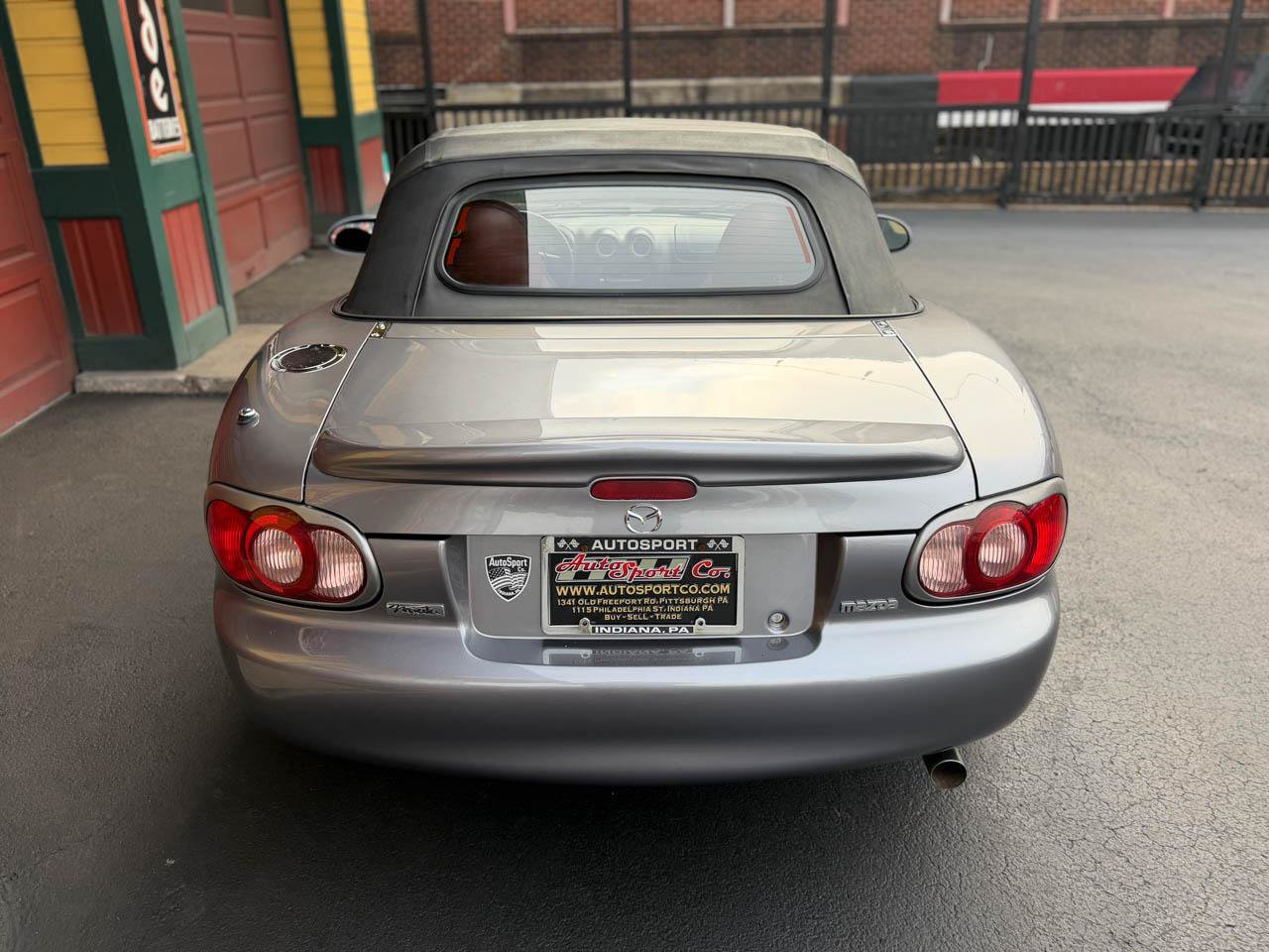 Used 2002 MAZDA MX-5 Miata SE RWD image 7