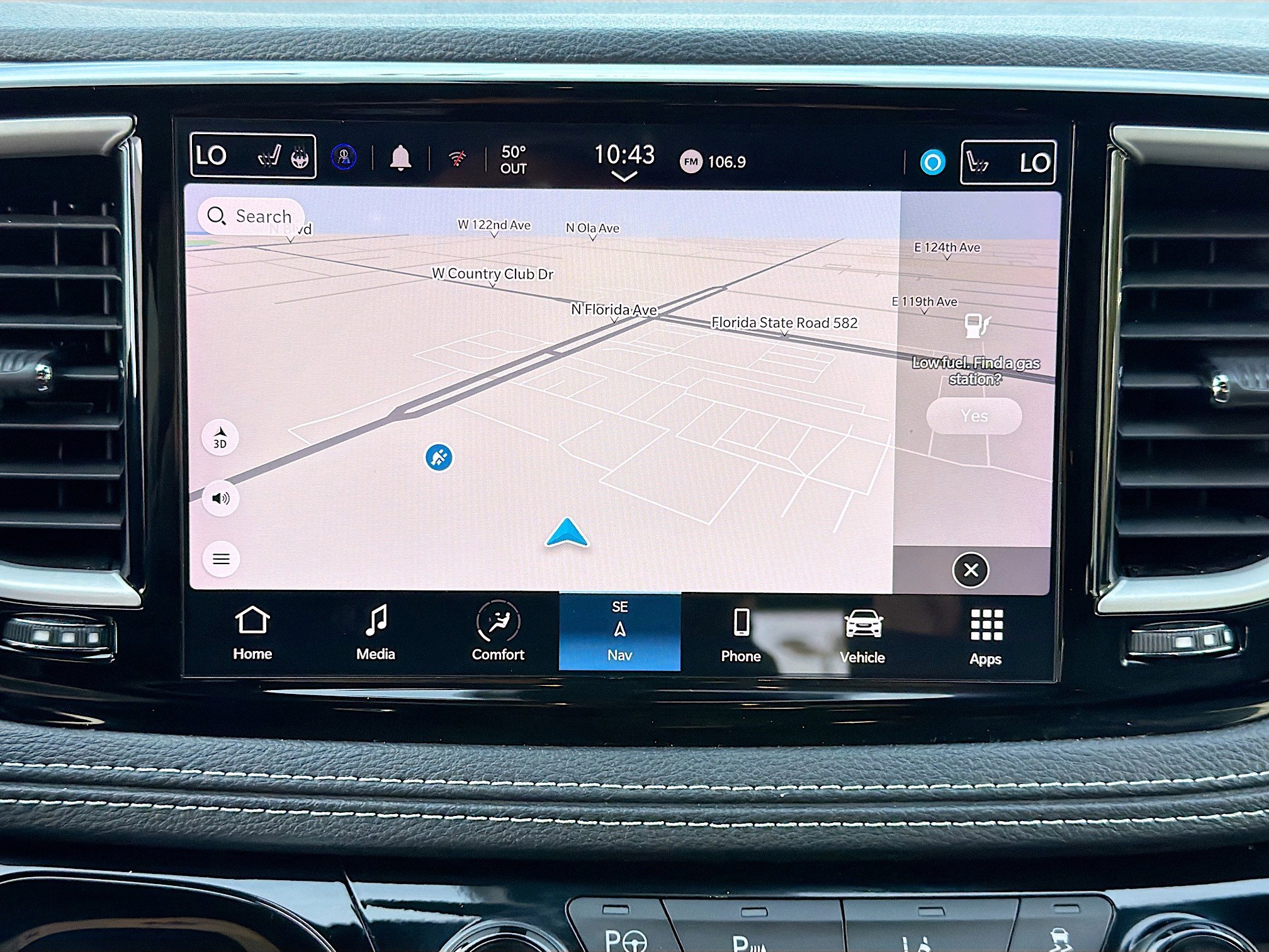 Used 2024 Chrysler Pacifica Limited image 32