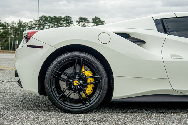 Used 2017 Ferrari 488 Spider RWD image 9