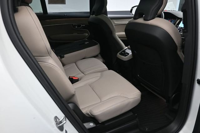 Used 2026 Volvo XC90 B6 Ultra w/ Protection Package Premier AWD/4WD image 27