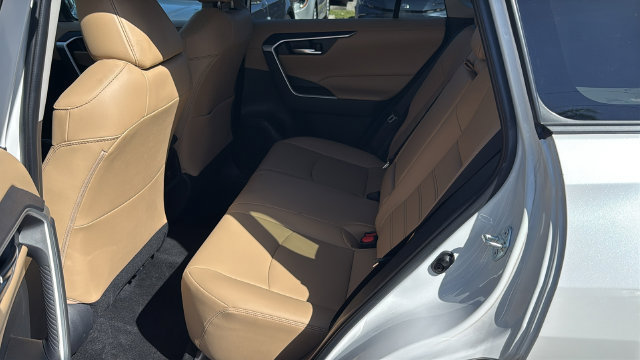 Used 2025 Toyota RAV4 XLE Premium w/ Weather Package FWD image 17