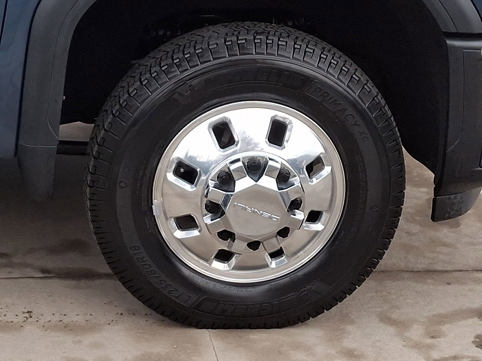 Used 2024 GMC Sierra 3500 Denali Ultimate AWD/4WD image 8