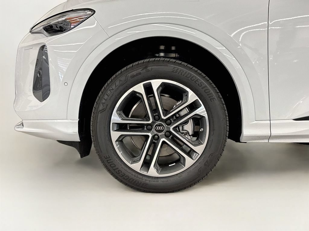 New 2026 Audi Q5 Premium Plus AWD/4WD image 25