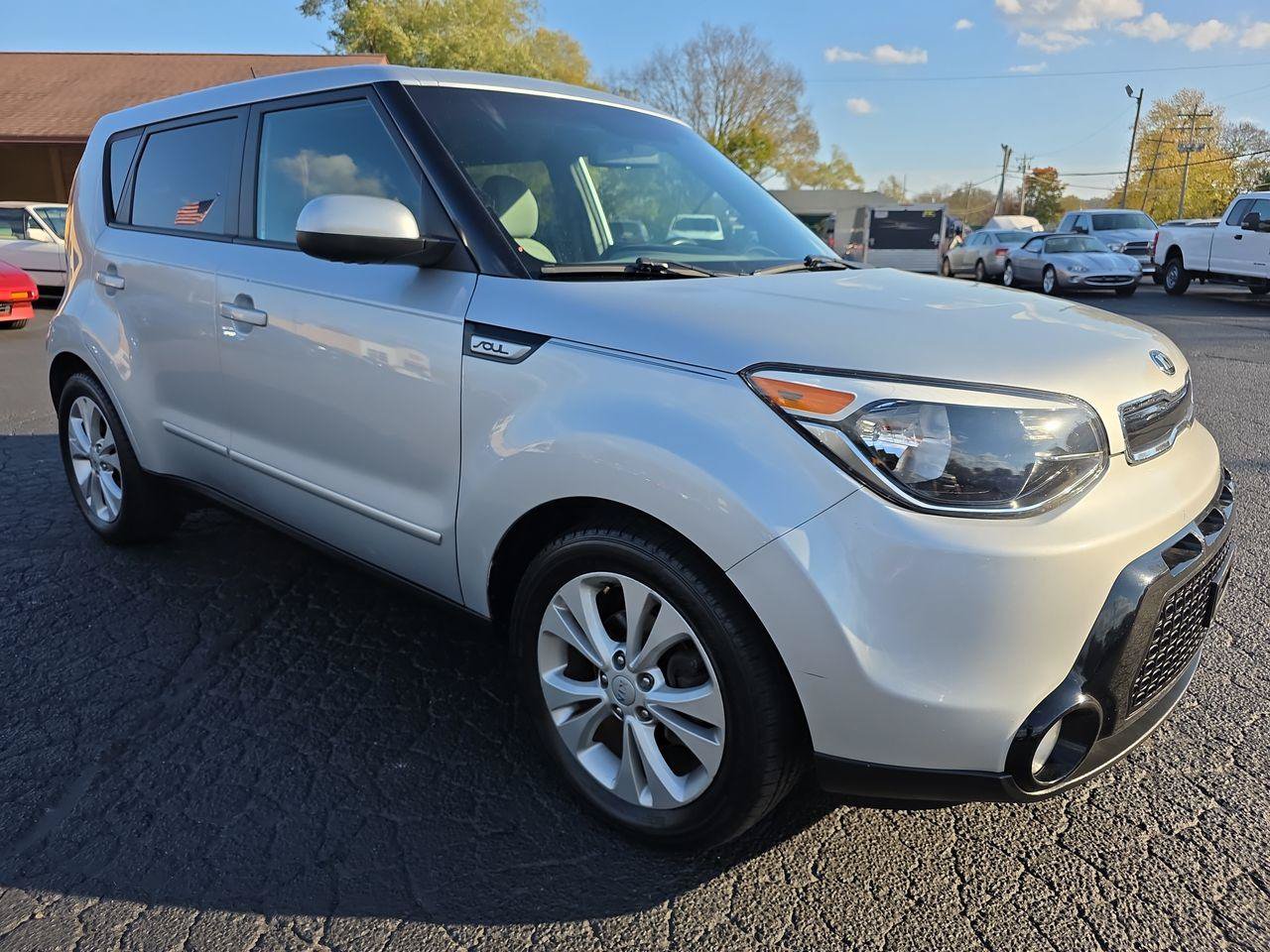 Used 2016 Kia Soul + FWD image 18