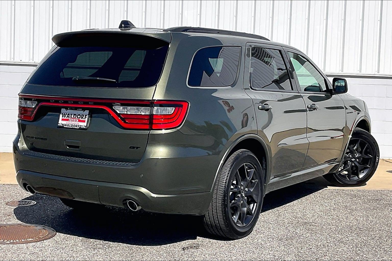 Used 2026 Dodge Durango GT w/ Blacktop Package AWD/4WD image 17