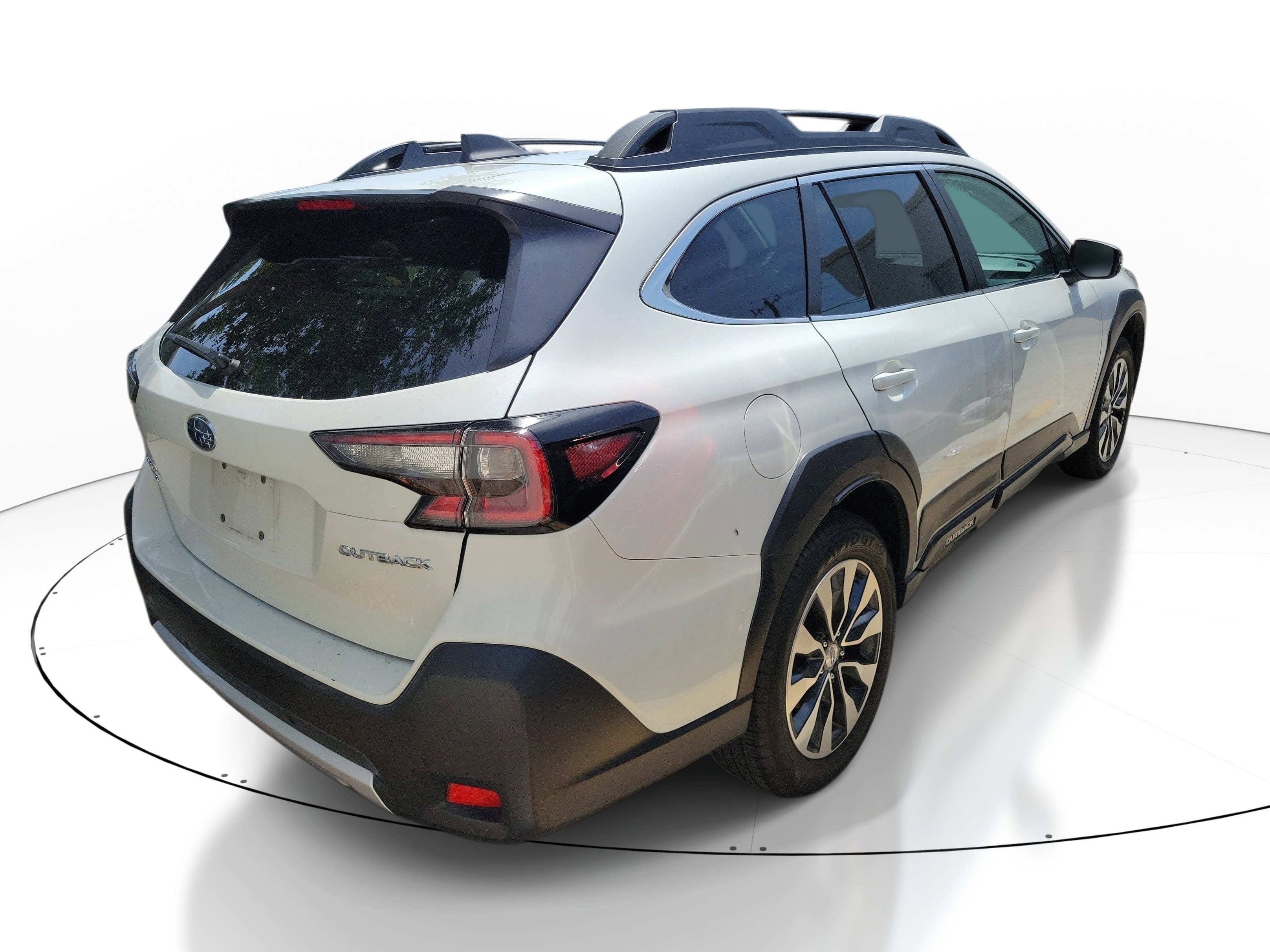Certified 2024 Subaru Outback Limited AWD/4WD image 10