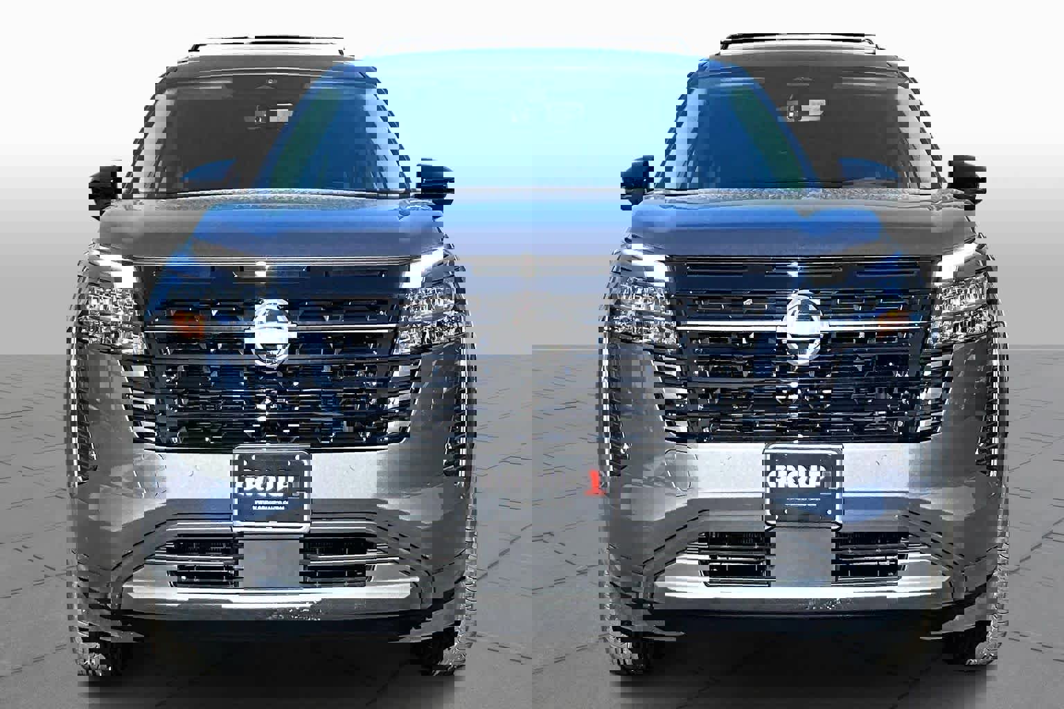 New 2026 Nissan Pathfinder SL image 3