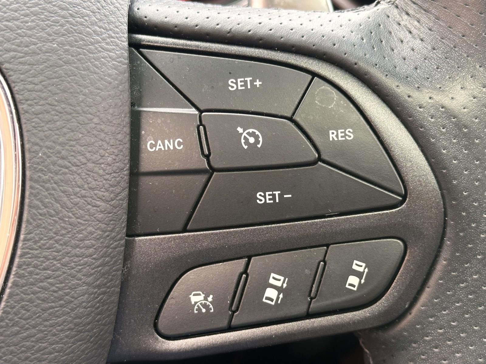 Certified 2023 Dodge Durango R/T image 28