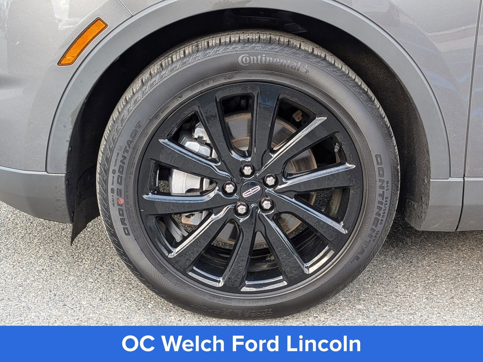 Used 2023 Lincoln Nautilus Reserve w/ Monochromatic Package image 8