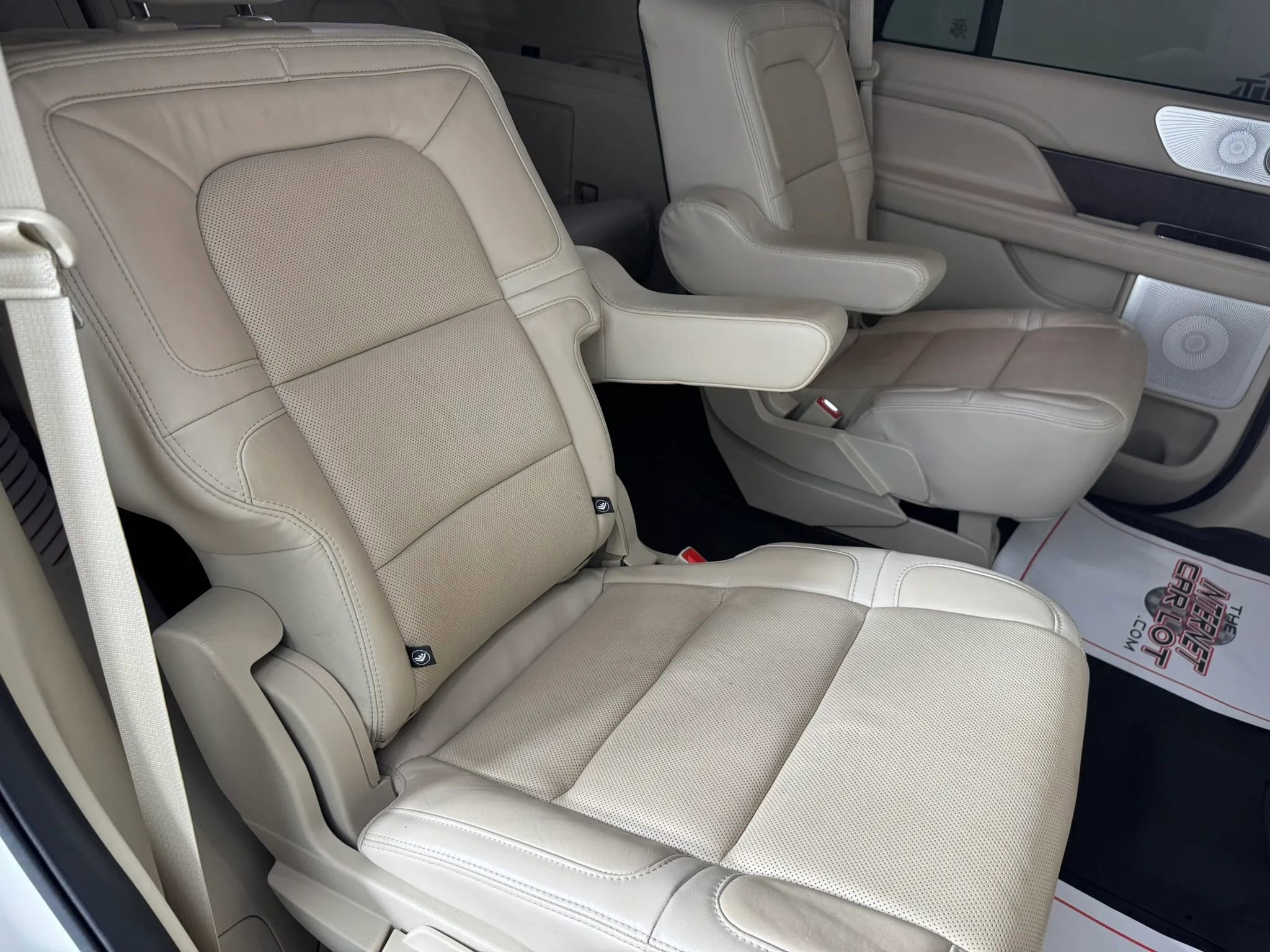 Used 2021 Lincoln Navigator Reserve w/ Luxury Package image 41