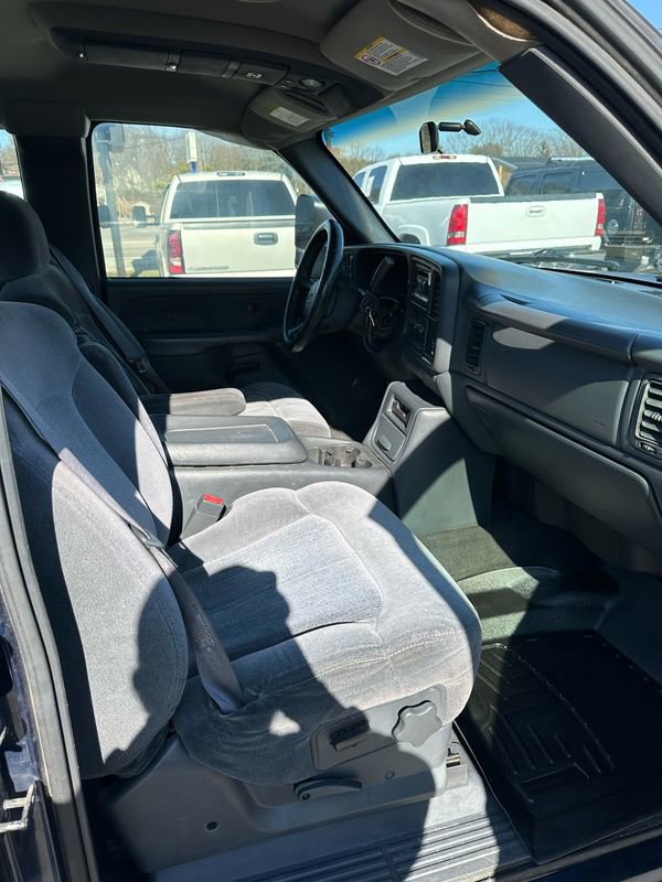 Used 2002 Chevrolet Silverado 2500 LS image 10