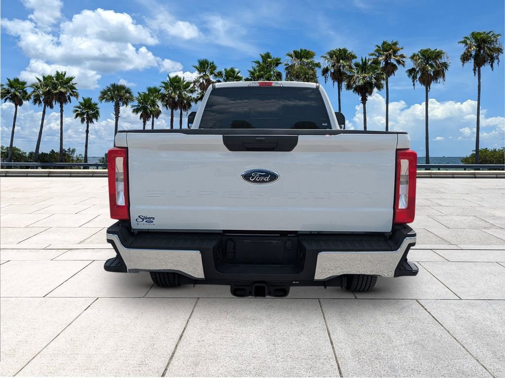 Used 2025 Ford F350 XL w/ XL Chrome Package image 6