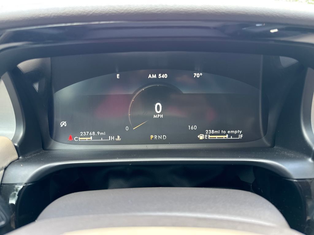 Used 2023 Lincoln Aviator AWD w/ Premium Package image 3