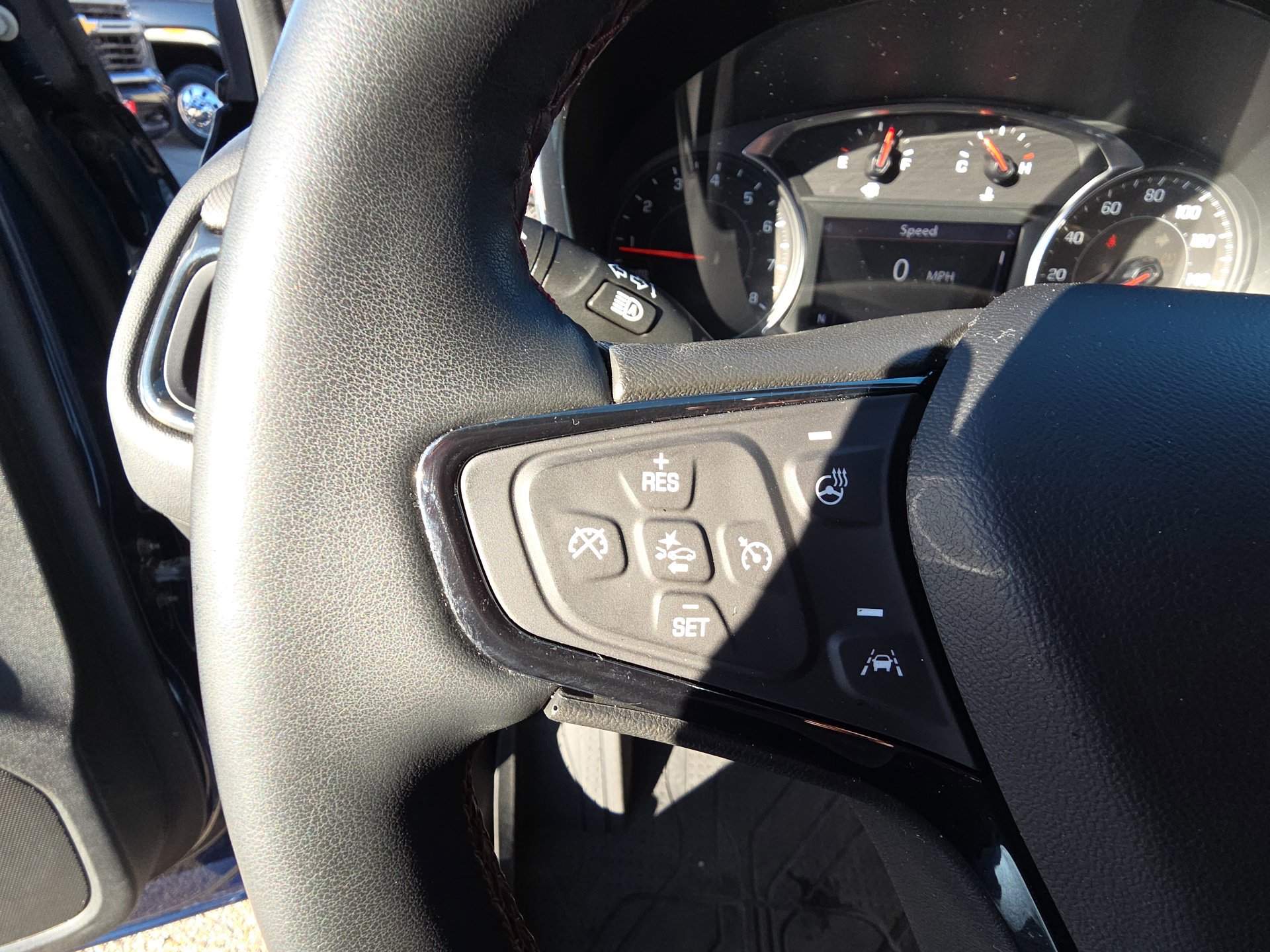 Used 2023 Chevrolet Equinox RS w/ RS Leather Package image 18