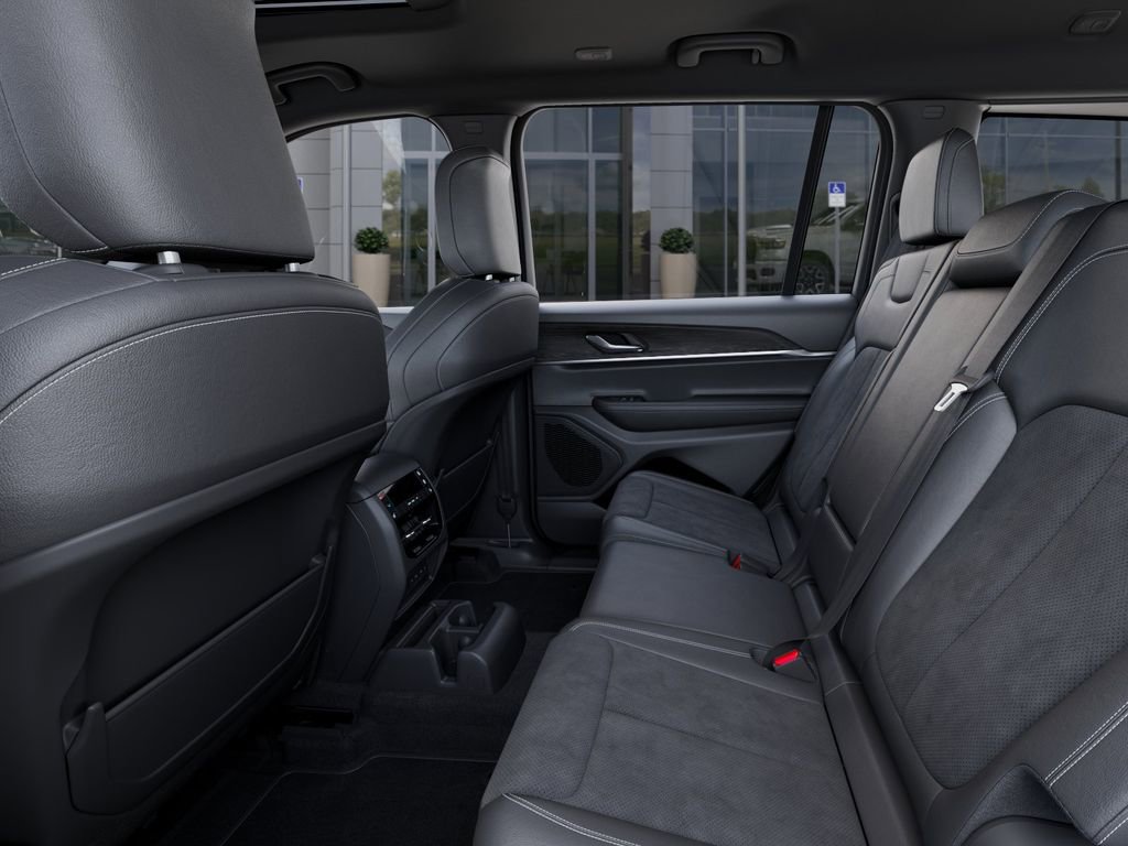 New 2026 Jeep Grand Cherokee L 4WD image 23