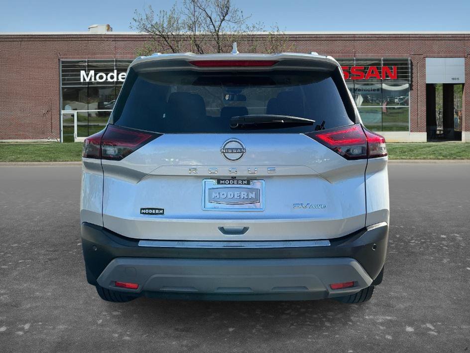 Certified 2023 Nissan Rogue SV w/ SV Premium B Package AWD/4WD image 3