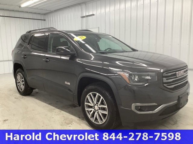 Used 2017 GMC Acadia SLE image 1