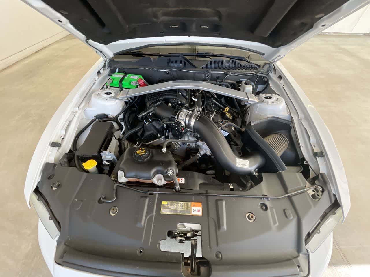 Used 2014 Ford Mustang Convertible RWD image 23