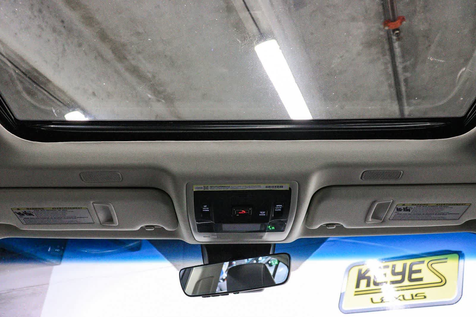 Used 2025 Lexus ES 350 w/ Accessory Package (Z2) FWD image 12