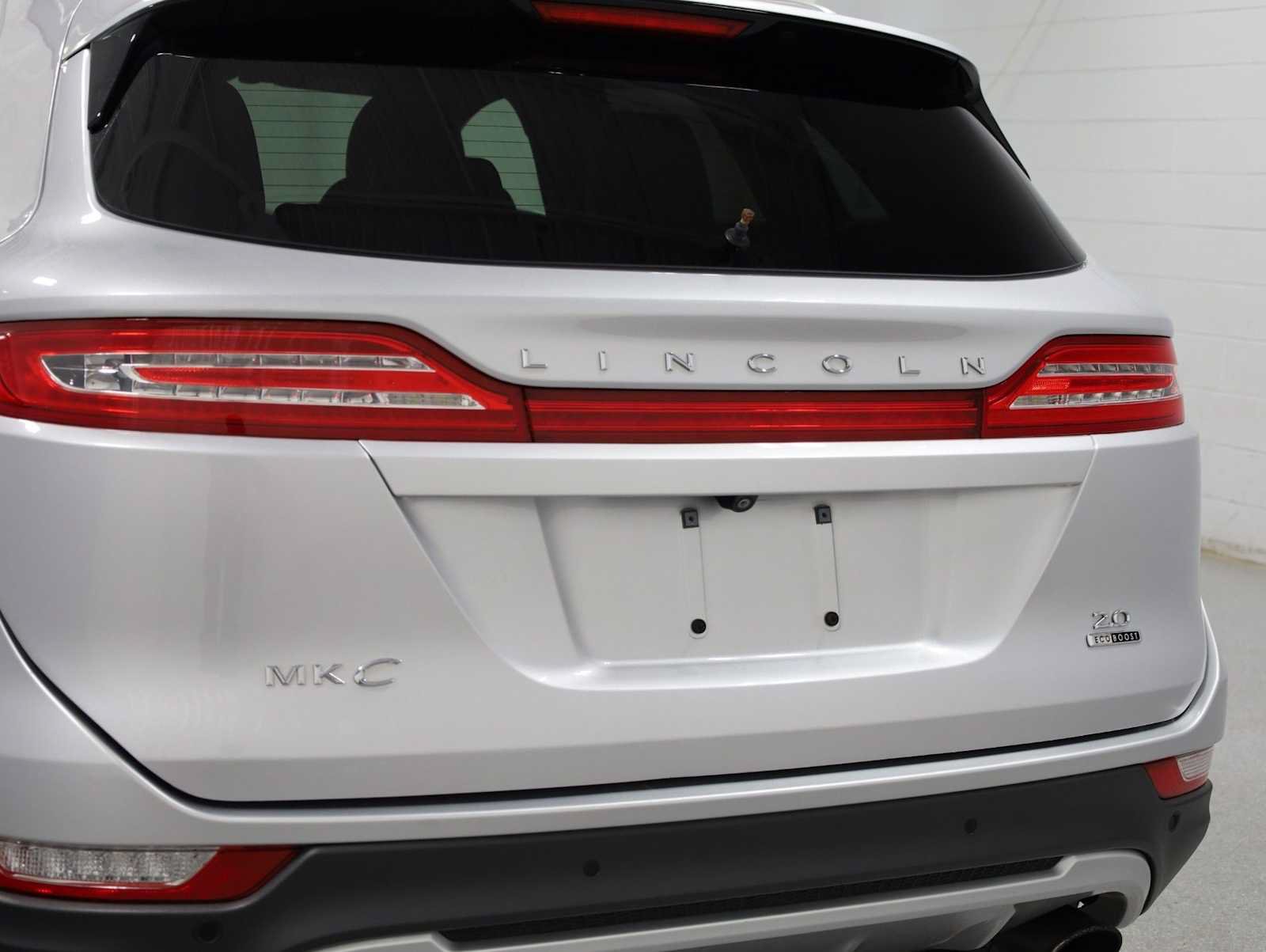 Used 2016 Lincoln MKC Premiere FWD image 8