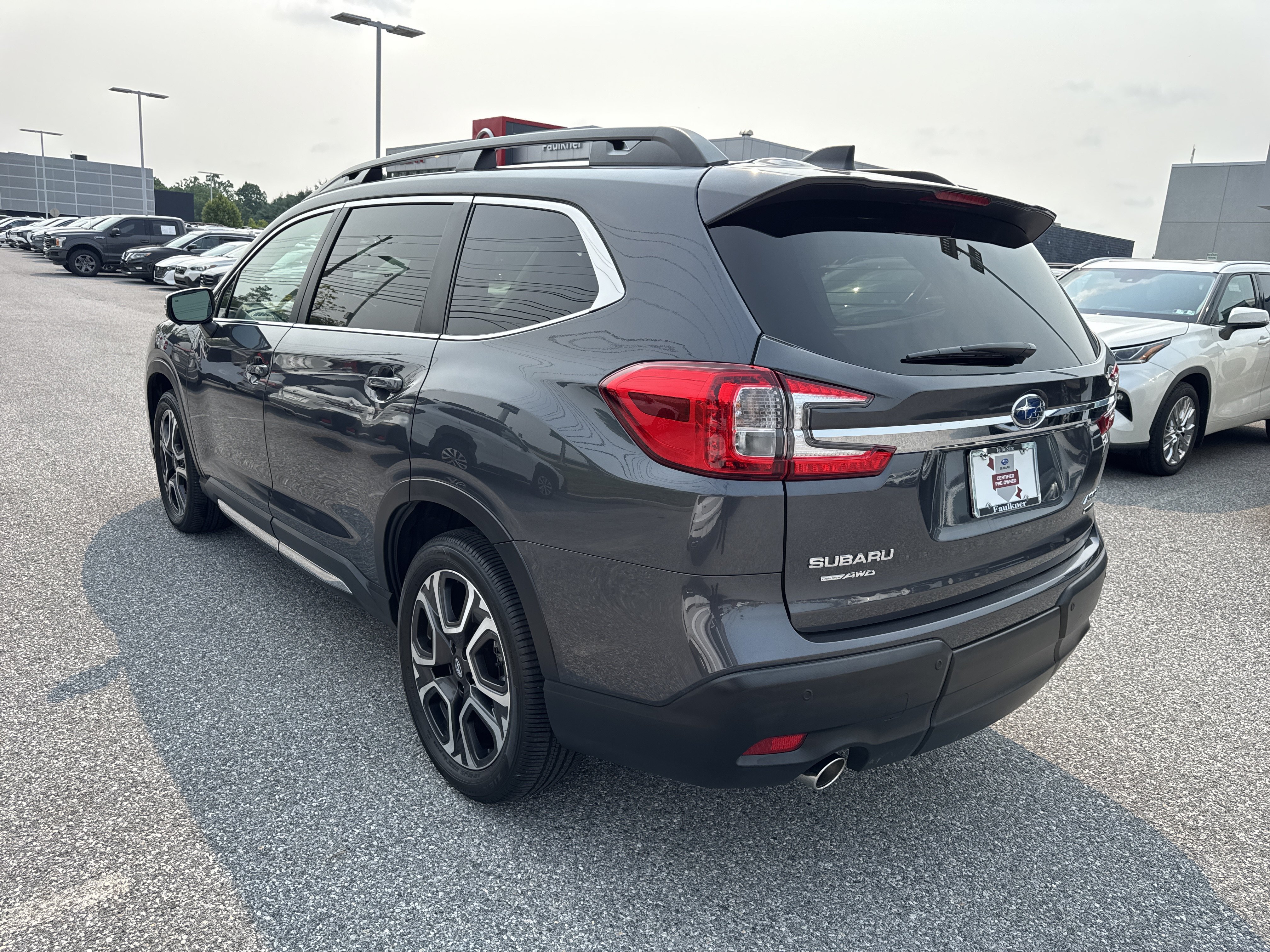 Used 2023 Subaru Ascent Limited w/ Technology Package AWD/4WD image 29