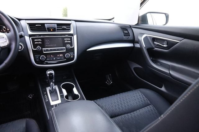 Used 2018 Nissan Altima 2.5 SV FWD image 24